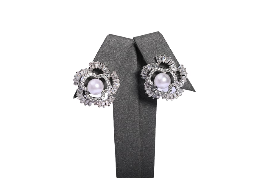 Pearl zircon ring