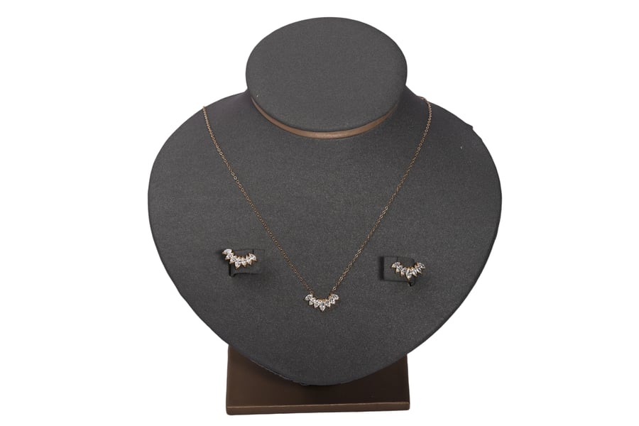 Half a steel zircon set