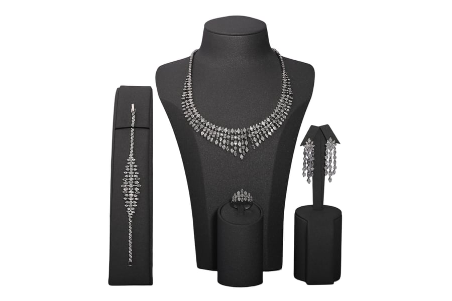 Zircon set