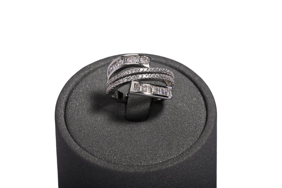 Soft zircon ring