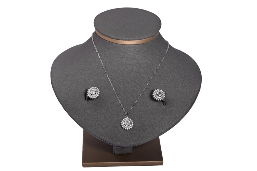 Half of a round zircon set