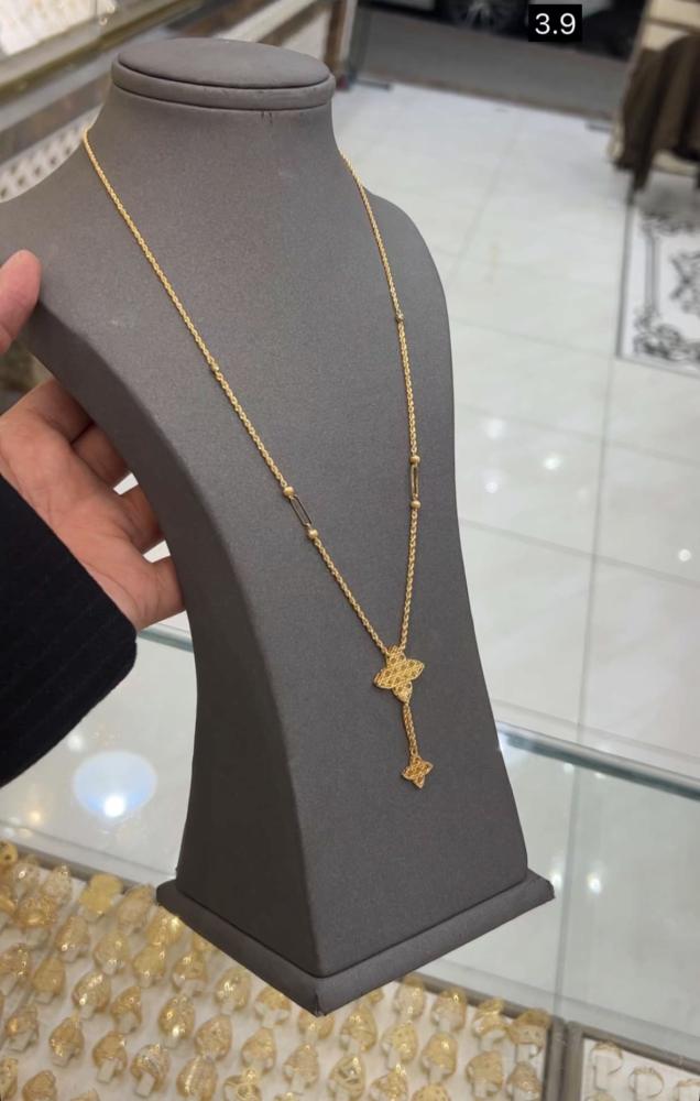 عقد مميز وحصري ذهب خالص عيار 21