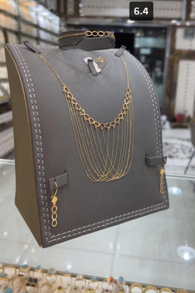 طقم ذهب خالص عيار 21