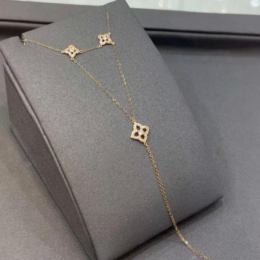كف ناعم عيار 18