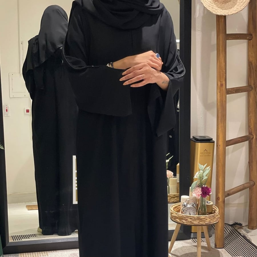 Rawaabi Abaya