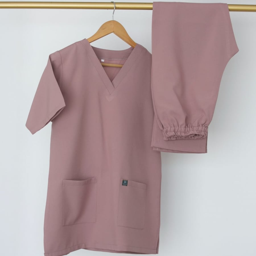 طقم سكرب BRAND SCRUBS DR
