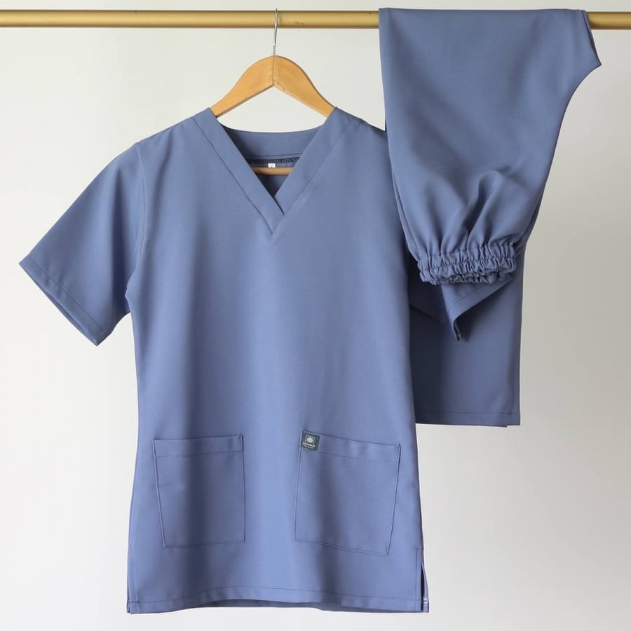طقم سكرب BRAND SCRUBS DR