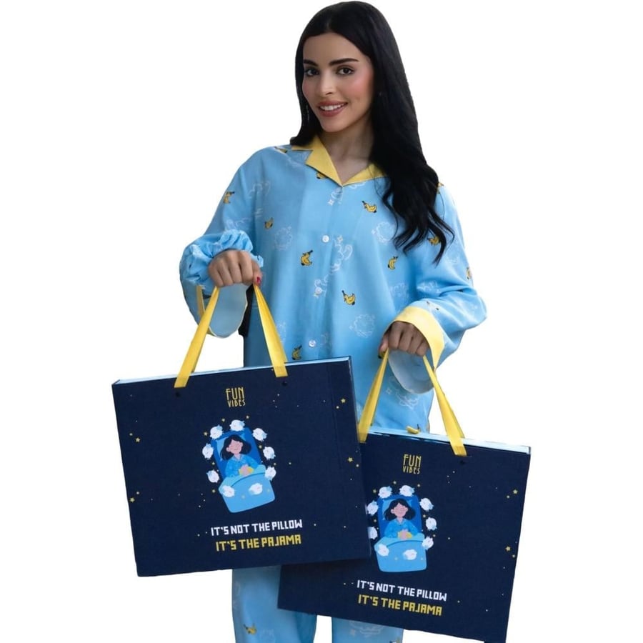 بجامة أحلام سماوية