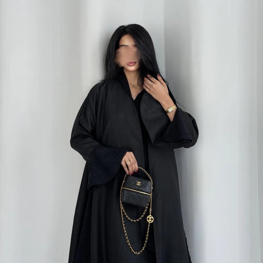 S117 - Black