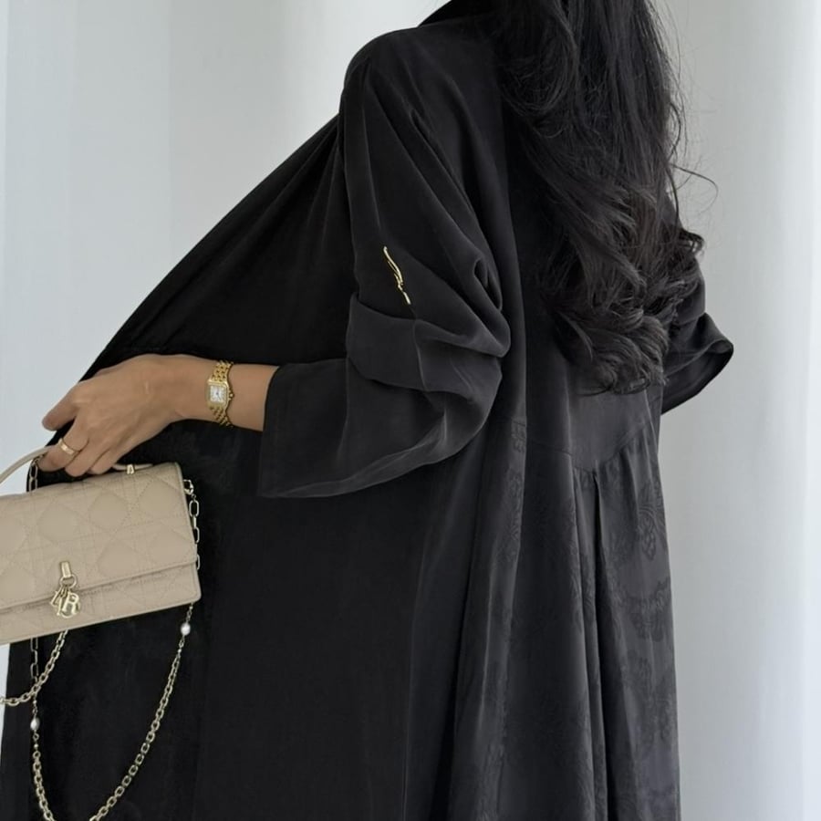 S273 - Black