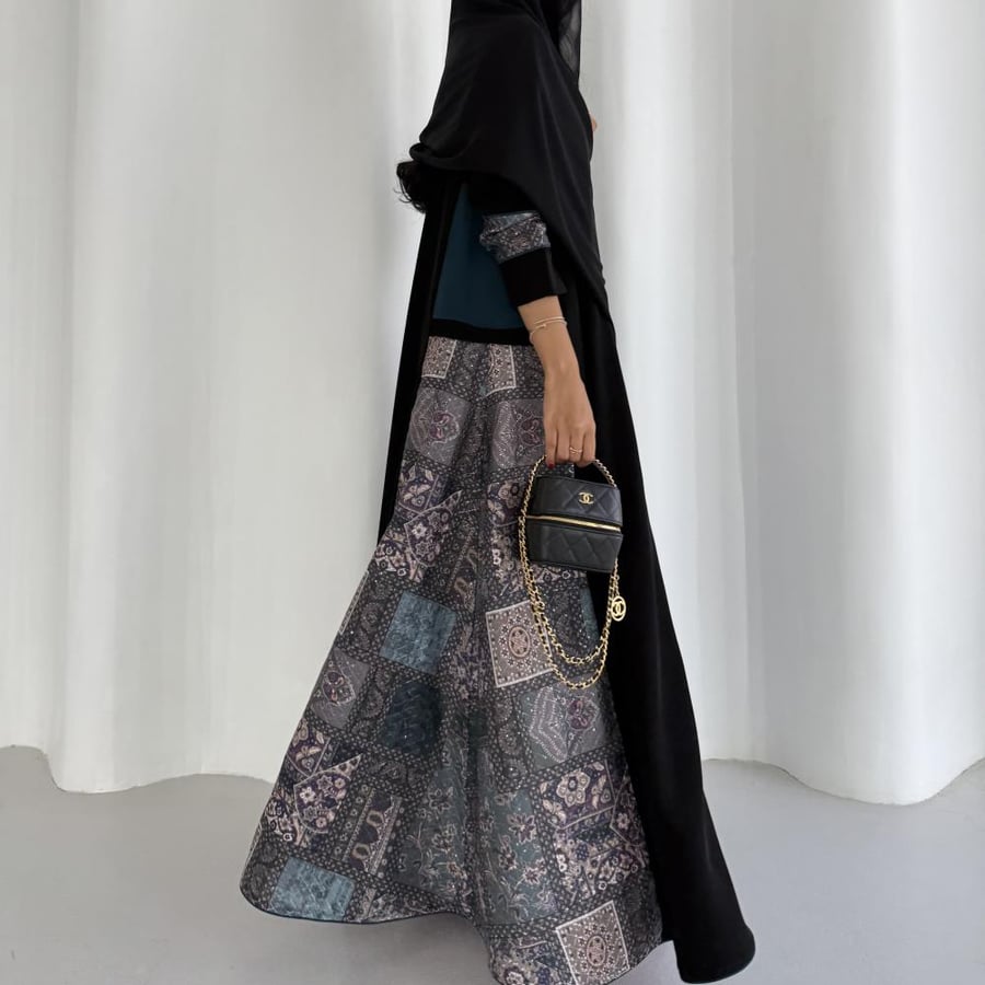 S277 - Black