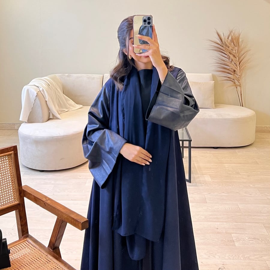 WL32 - Navy