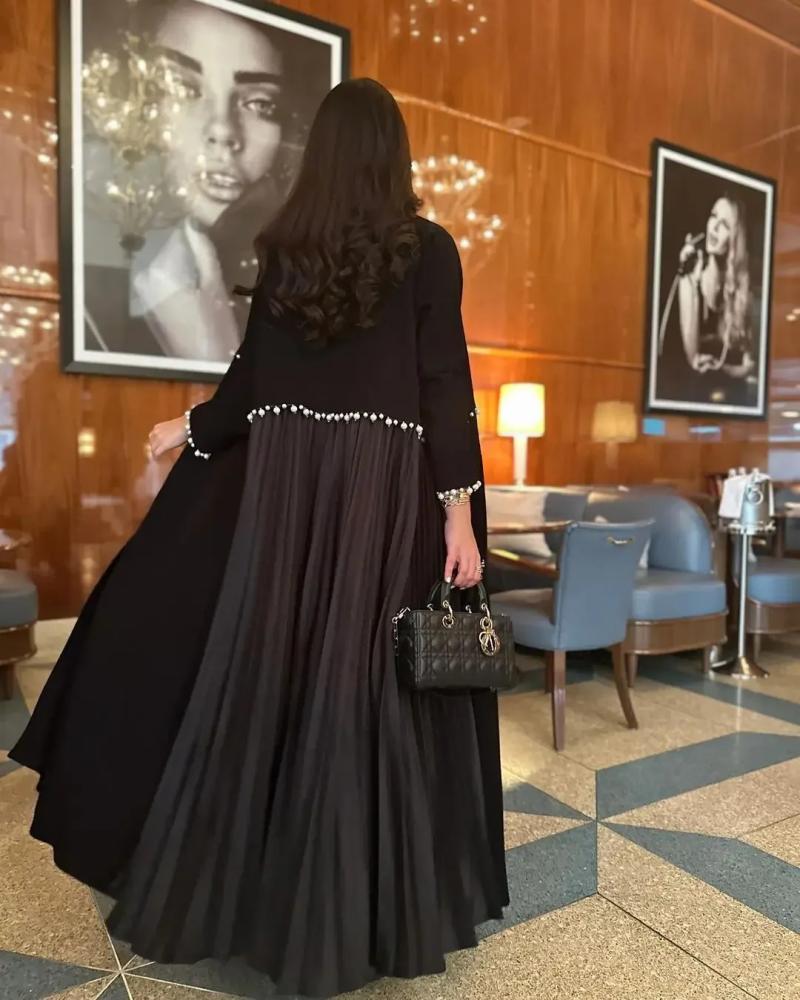 عباية للنساء