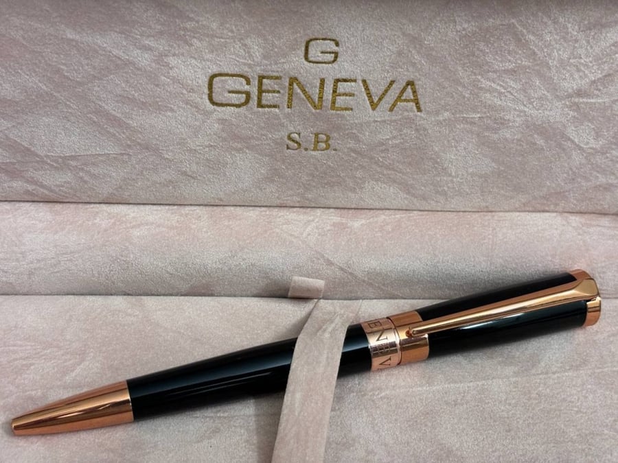 4-جينيفا   Geneva / ستيل أسود نحاسي