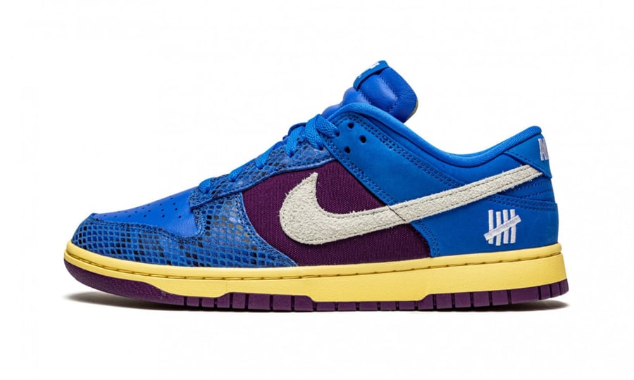 "UNDEFEATED Dunk vs. AF1"