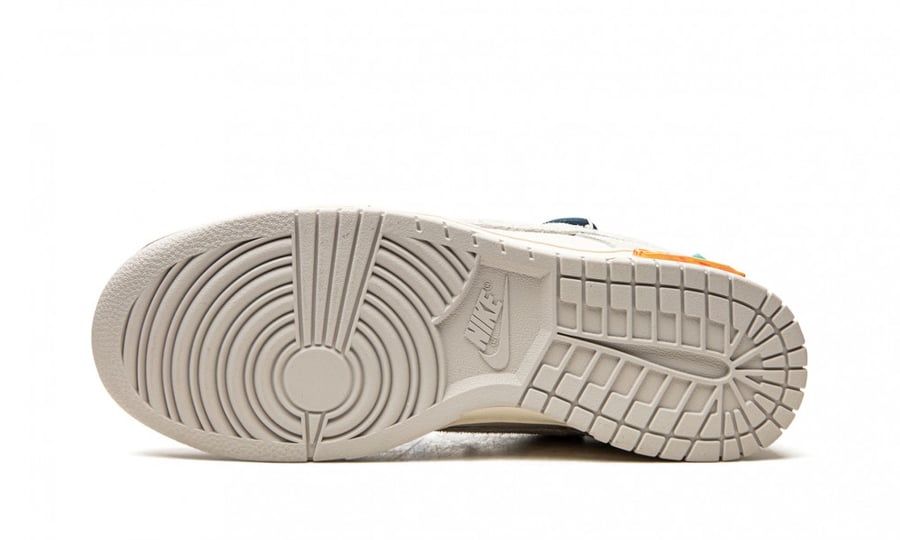 "Off-White - Lot 16"