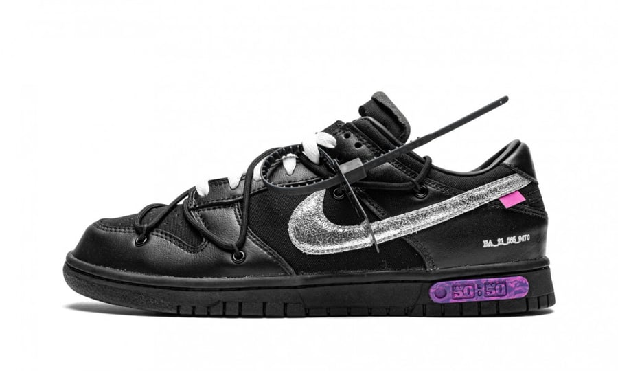 "Off-White - Lot 50"