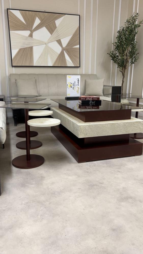 Set of coffee tables