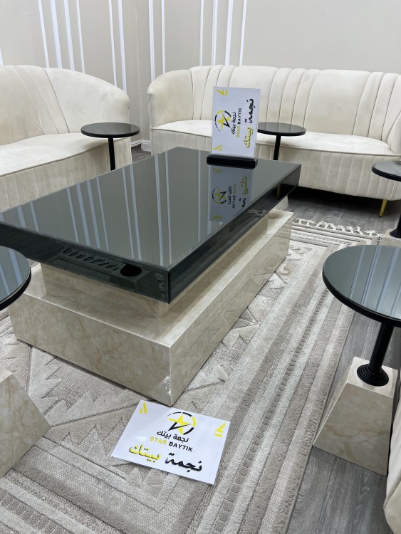 طاولات ضيافة