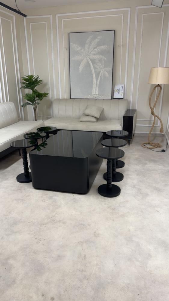 Guest reception table set