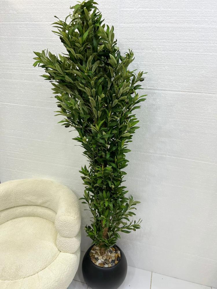 Plastic parked tree