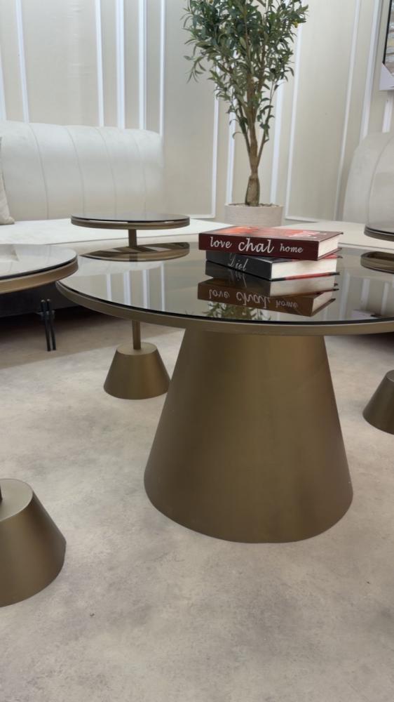 Set of coffee tables