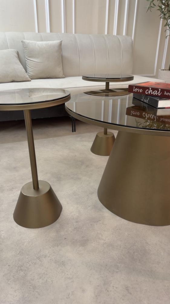Set of coffee tables