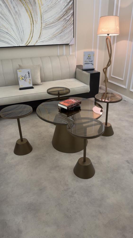 Set of coffee tables