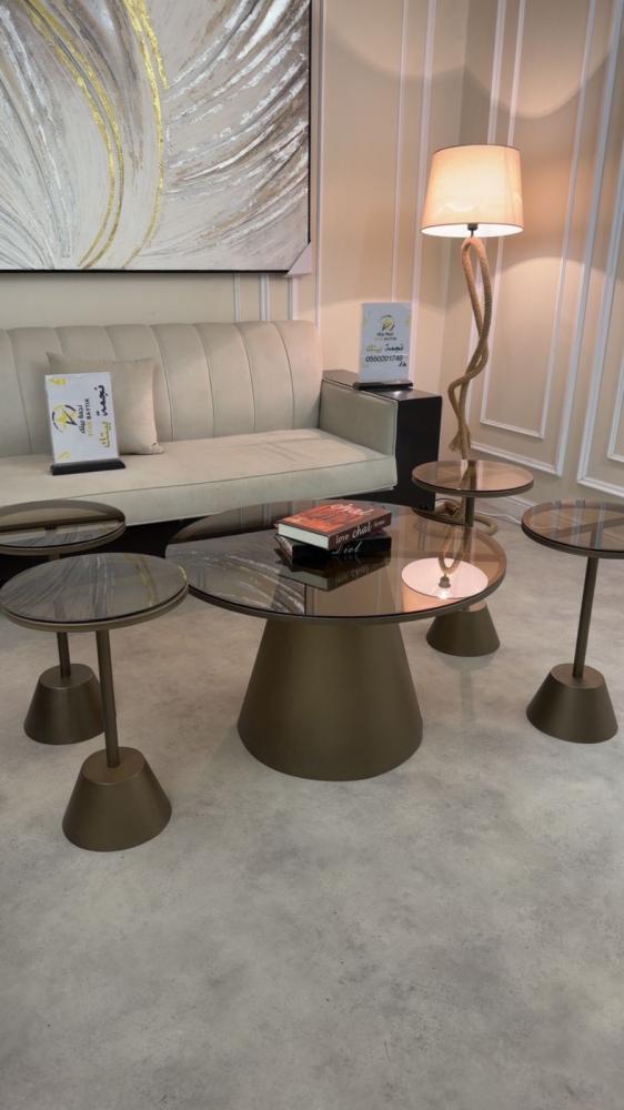 Set of coffee tables