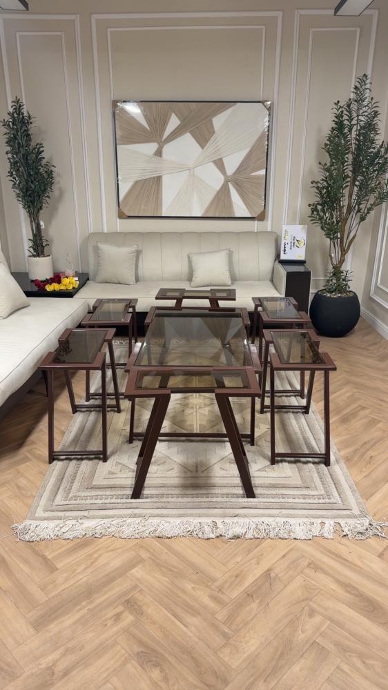 Set of coffee tables