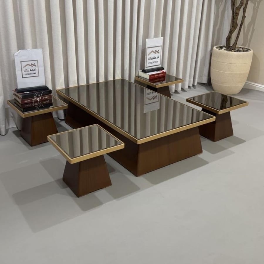 طقم طاولات ضيافة