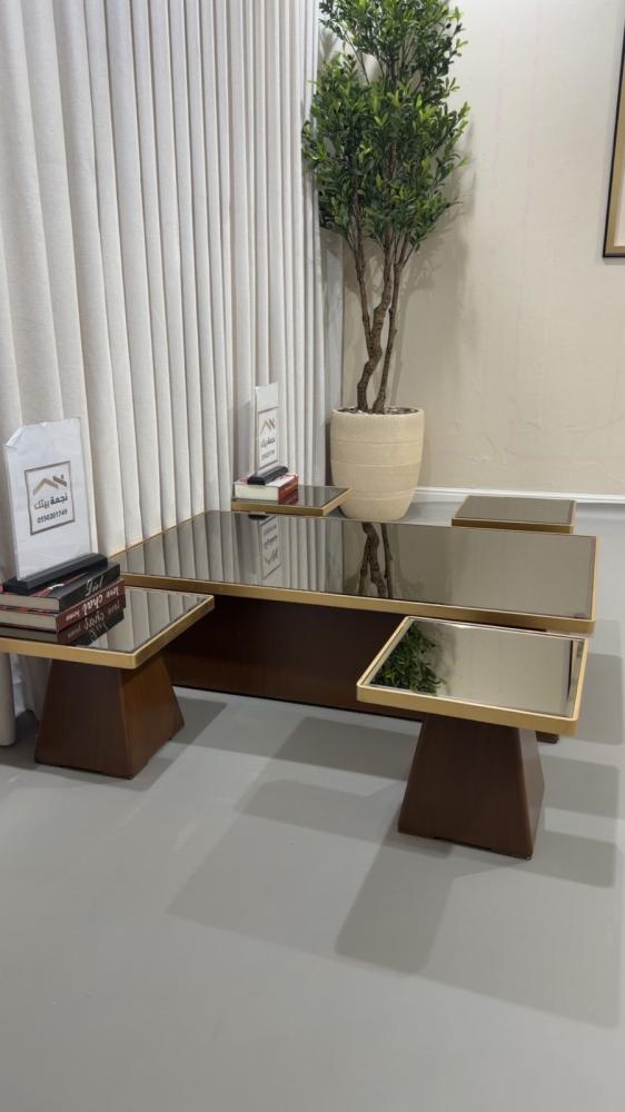 طقم طاولات ضيافة