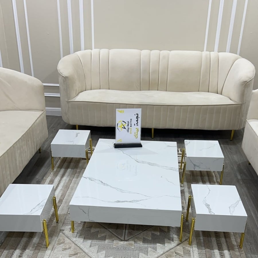 Floor tables
