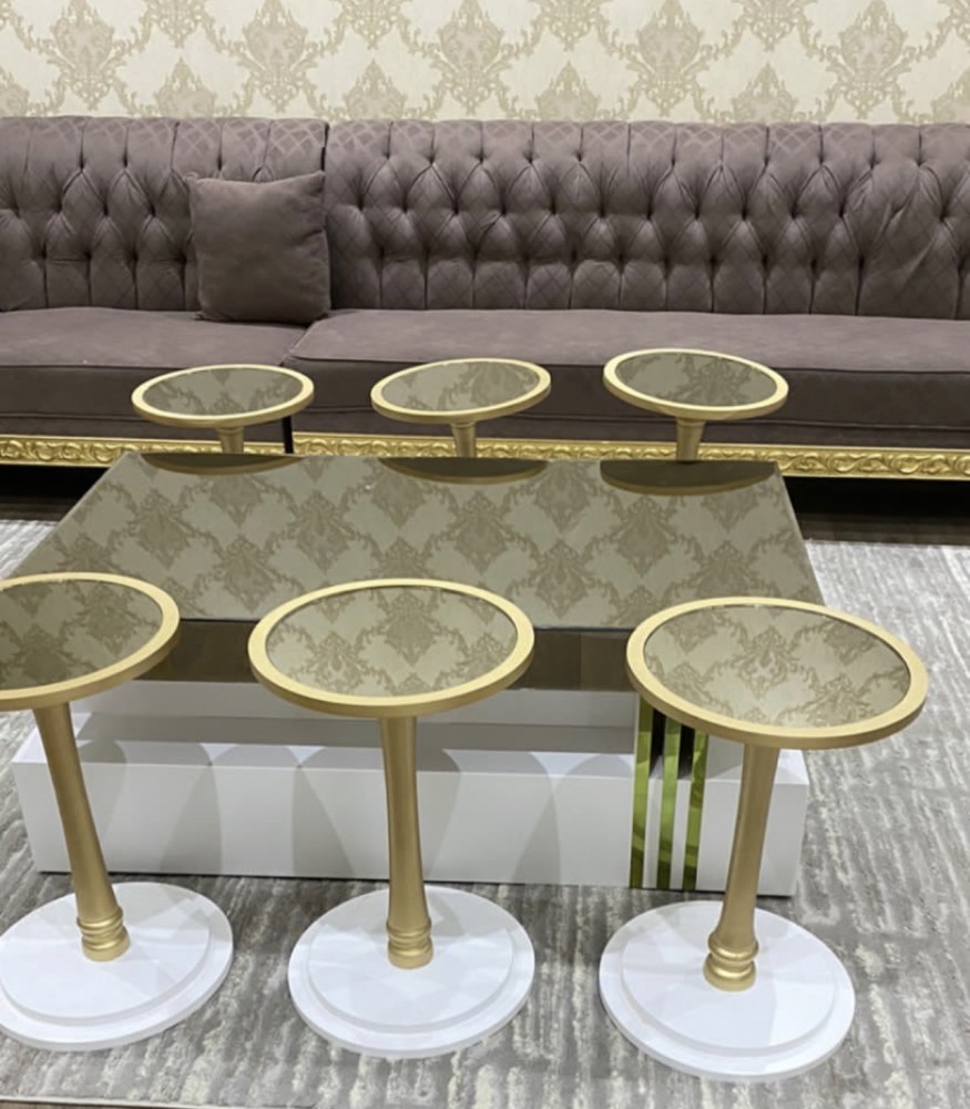 طاولات ضيافة