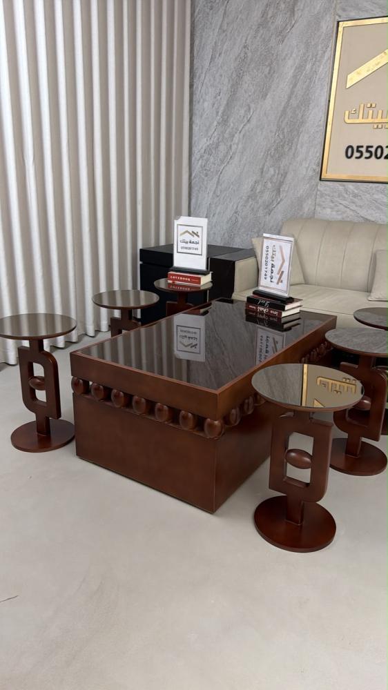 طقم طاولات ضيافة
