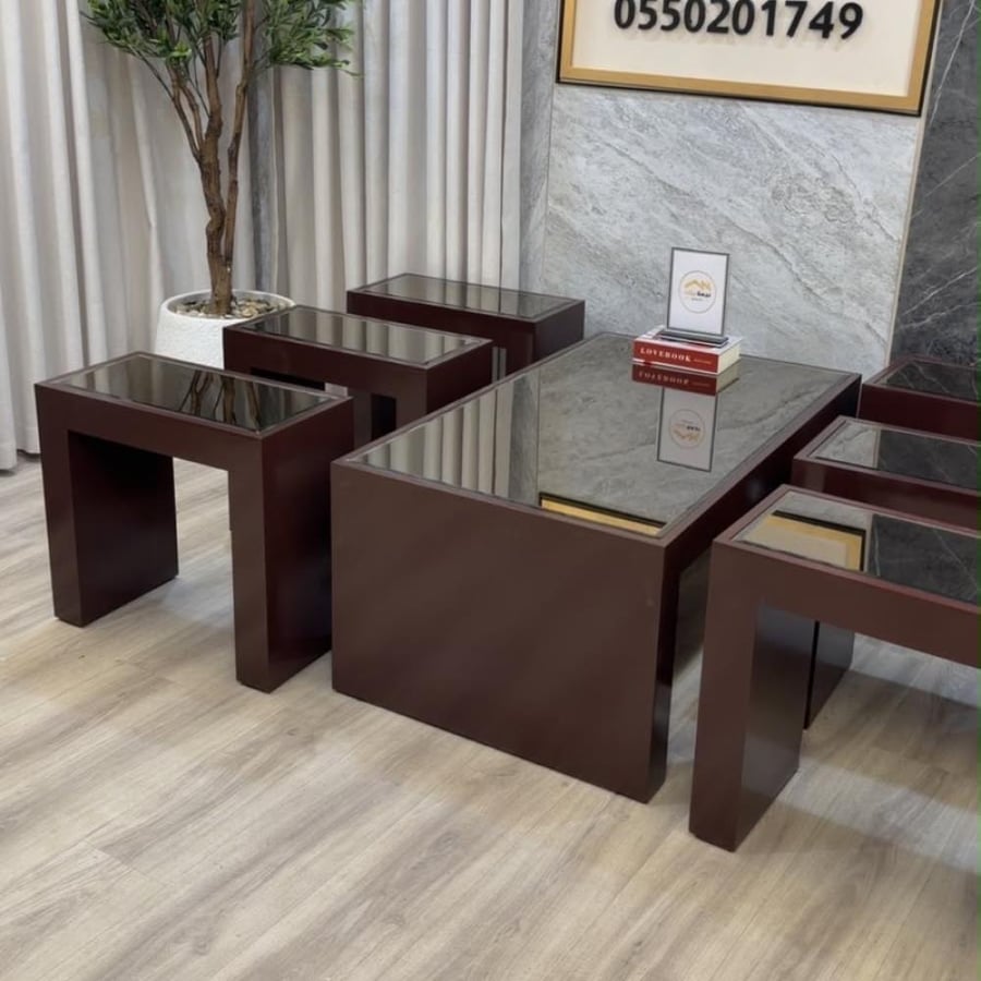 طقم طاولات ضيافة