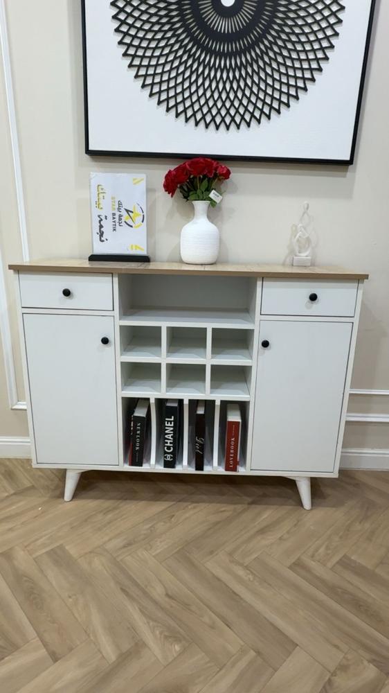An elegant and practical coffee corner