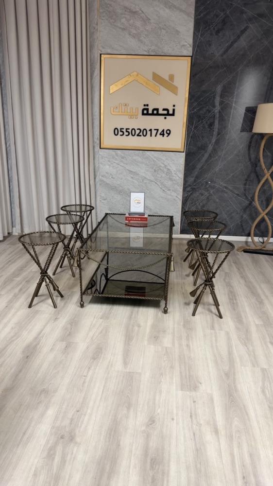 طقم طاولات ضيافة