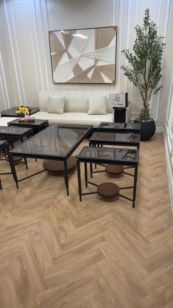 Black table set