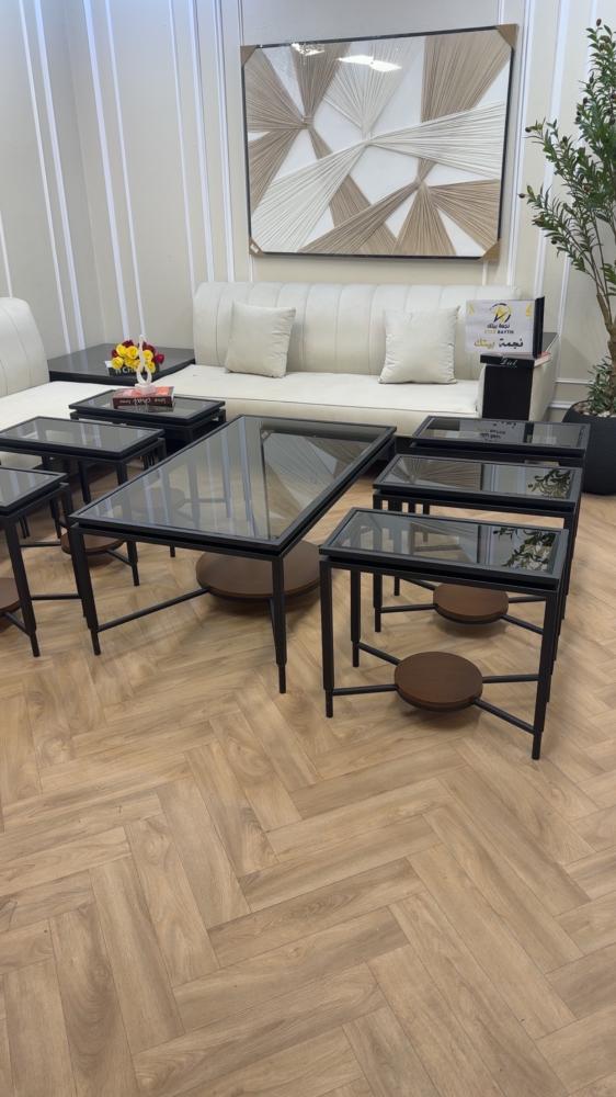 Black table set