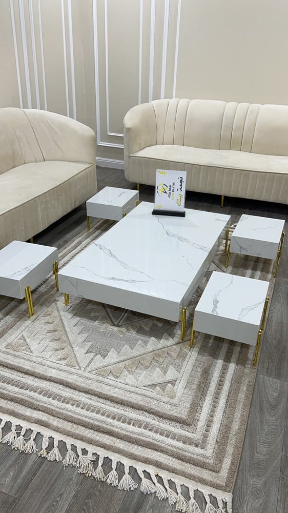 Floor tables