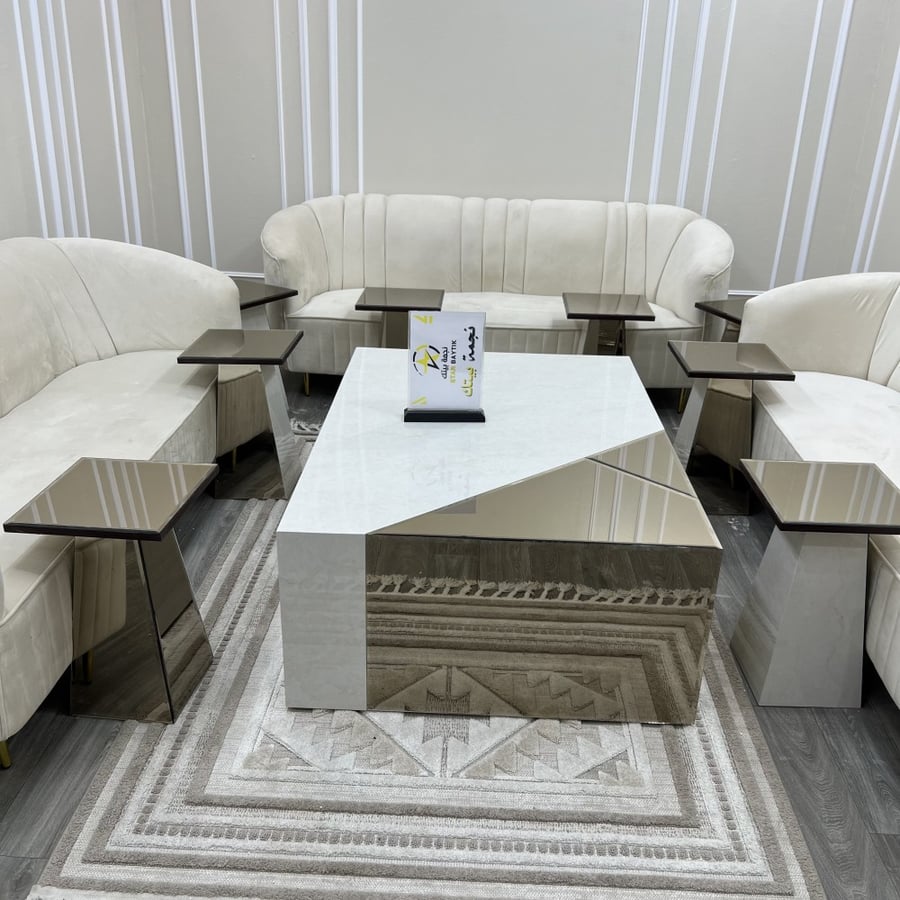 طاولات ضيافة