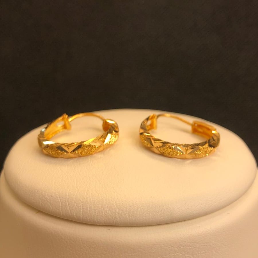 Round ring