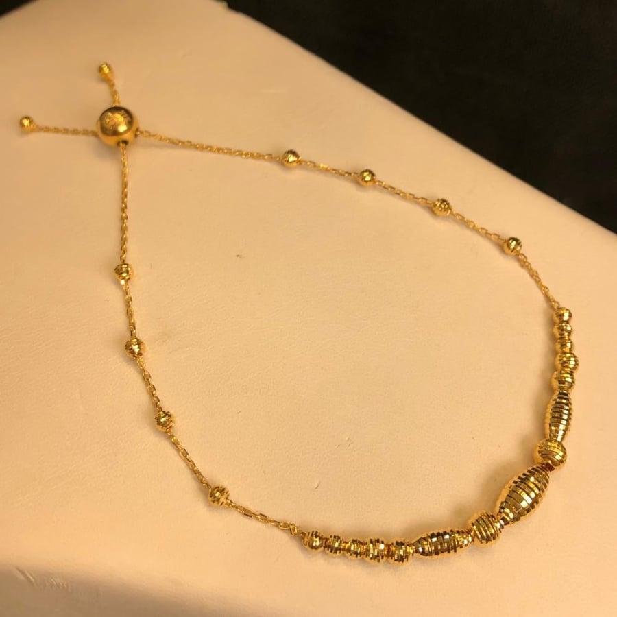 Free size bracelet