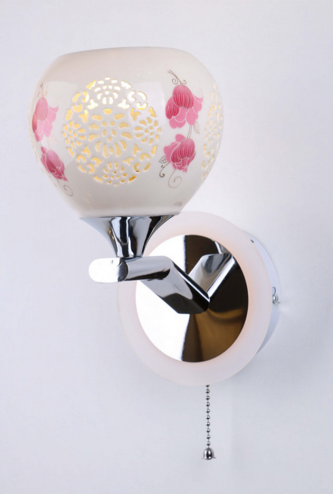 A single wall applicator, interior, luxury steel