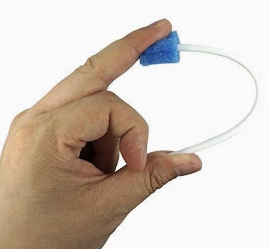اعواد مسحة فمويه من ميد لا ين دينتيبس ، 250 قطعة . لون ابيض Medline Dentips Oral Swabs