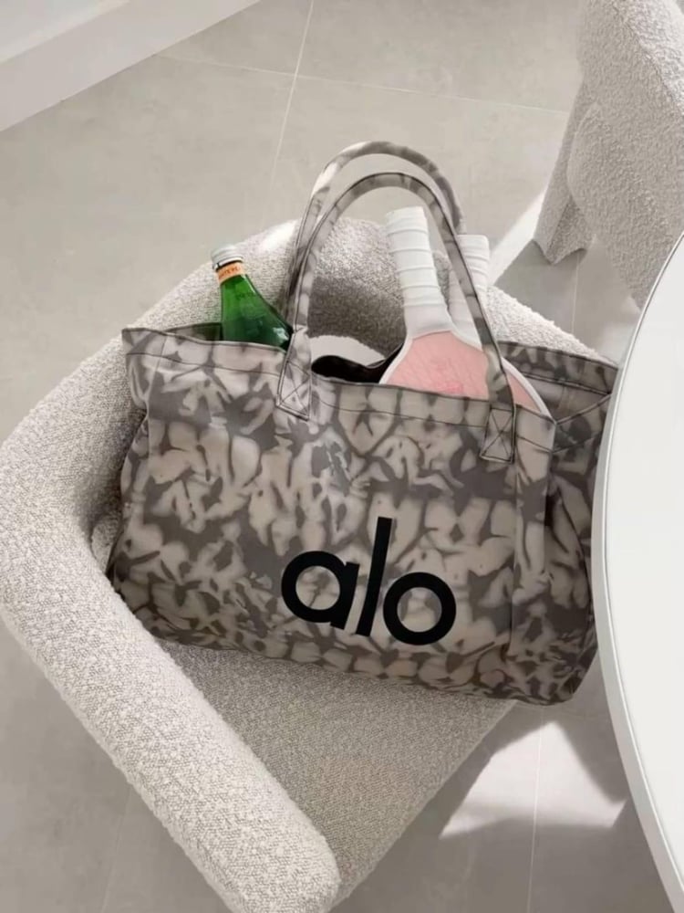 شنطه ماركه alo