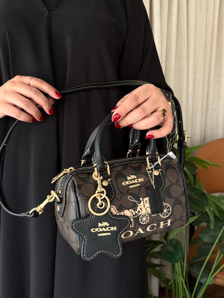 شنطه ماركه كوتش صغير