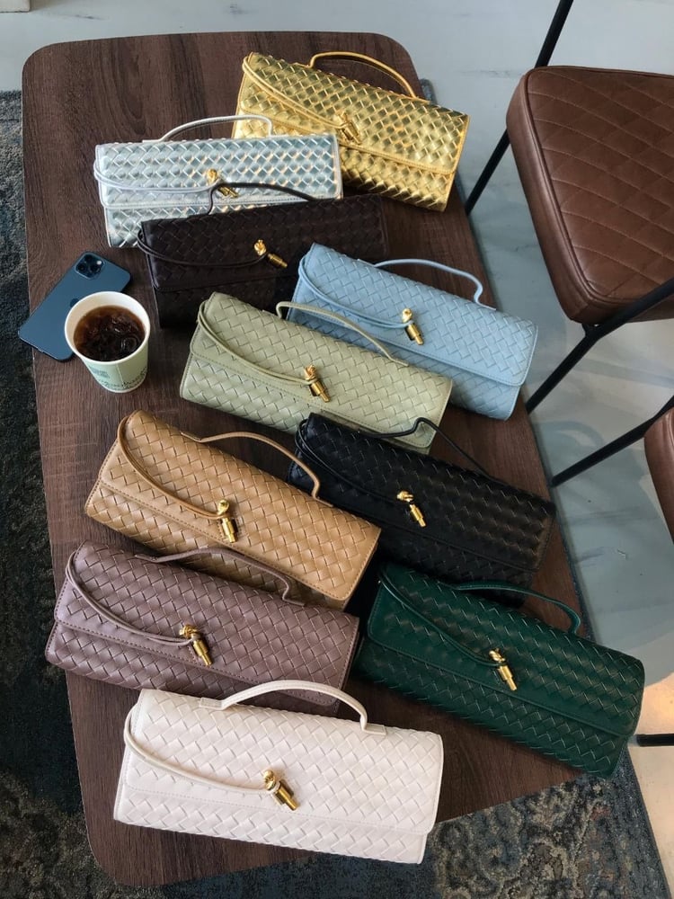 شنطة ماركة بوتيغا