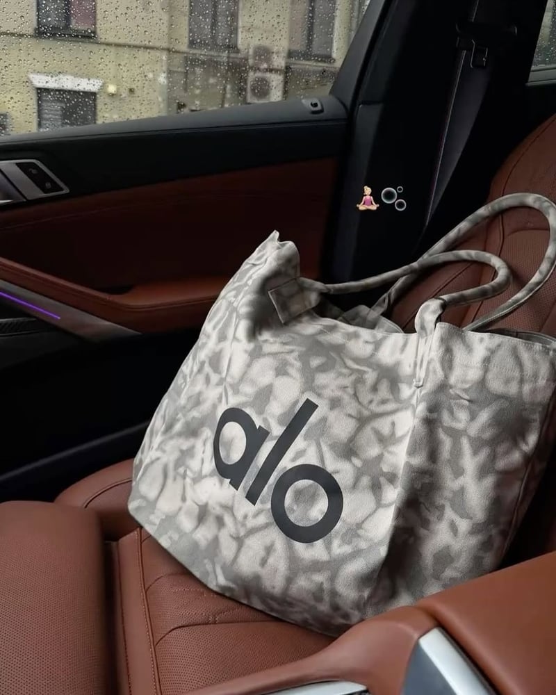 شنطه ماركه alo